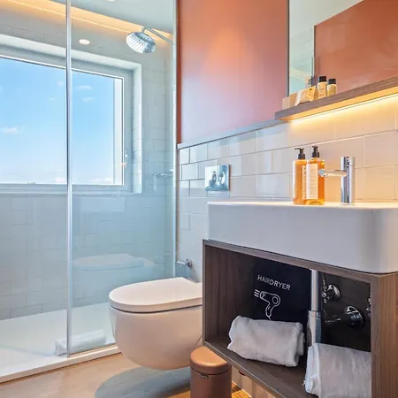 Otel Acta Moa 4*