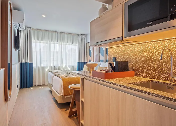 Acta Moa 4* Лісабон