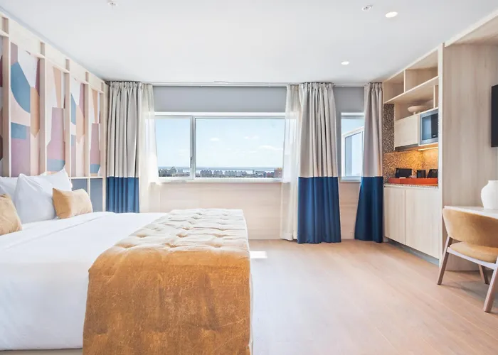 Готель Acta Moa 4*