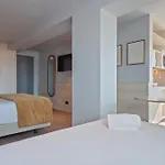 Acta Moa 4*
